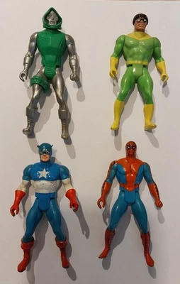 Vintage 1984 Marvel Comic Secret Wars Spiderman Captain America Dr Doom Doc Ock  - Image 1 of 2