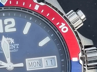 Orient Mako Pepsi EMC65-C2-A CA - Automatic Day - Blue Red Dial - Dive 200m Men - Image 1 of 4