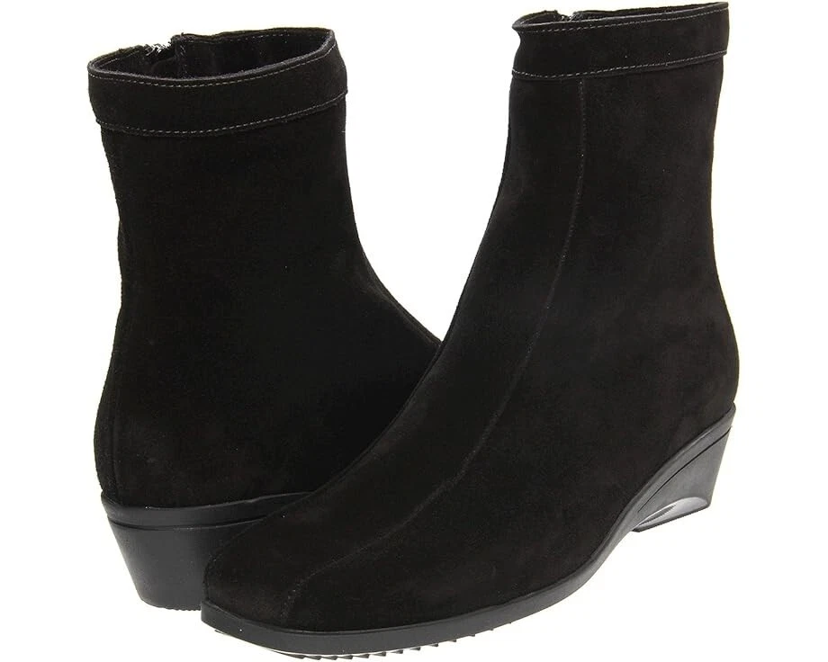 Botín impermeable La Canadienne® para mujer 8 NARROW Elizabeth en gamuza negra Foto 1 de 4