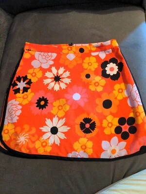 Victoria Beckham X Target Naranja Amarillo Retro Floral Flower Power Mini Falda Med Foto 1 de 4