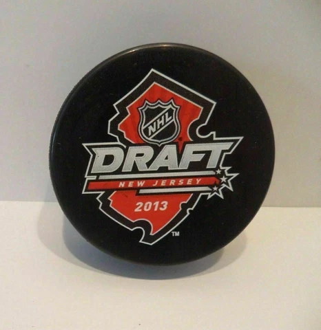 2013 NHL Draft Hockey Puck - NEW!  New Jersey Devils Cover