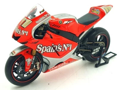 Minichamps 1/12 Scale 122 053011 - Yamaha YZR-M1 Fortuna R.Xaus 2005 - Image 1 of 4