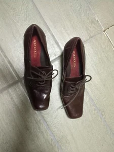 Aerosoles Lace Up Heelrest Shoes Women's Size 8B Burgundy Leather - New - Picture 1 of 6