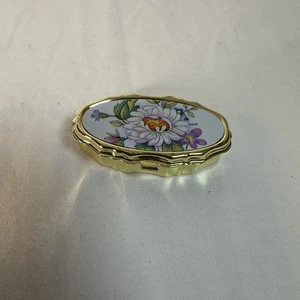 Vintage Gold Tone Mini Traveling Sewing Kit Box W/ Floral Design - Picture 1 of 9