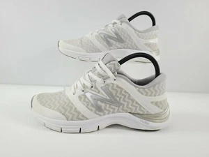 New Balance 711 Women's Size 9 Athletic Running Shoes WX711OG2 In GREAT Shape! - Picture 1 of 7
