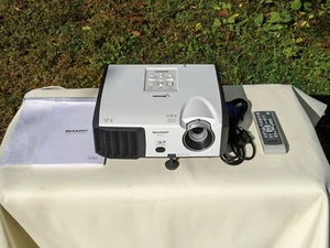 Proyector de cine en casa Sharp multimedia DLP XR-32X-L - Imagen 1 de 5