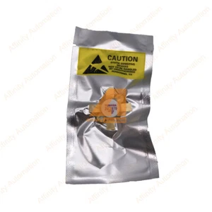 Toshiba 2SC2879 HF/VHF/UHF Transistor Red Dot - Bild 1 von 7