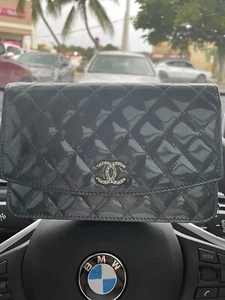 Authentic Chanel Brilliant WOC - Picture 1 of 12