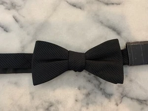 NWT JF J Ferrar Solid Black Jacquard Adjustable Pretied Bow Tie MSRP $30 - Picture 1 of 5