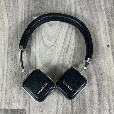 Harman Kardon Soho Bluetooth Wireless or Wired  Headphones - Image 1 of 4