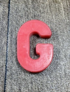 Fisher Price School Day Desk REPLACEMENT MAGNETIC Alphabet Letter ( G ) Vtg 1972 - Picture 1 of 3
