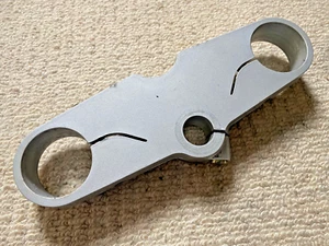 Ducati 600SS 750SS 900SS 91-98 morsetto triplo giogo ver top carburato - Foto 1 di 4