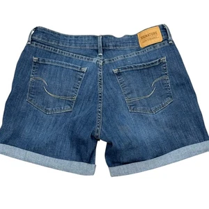 Signature Levi Strauss Mid Rise Denim Shorts Size 6 W28 Cotton Blend Blue - Picture 1 of 6