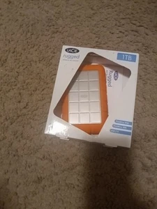 LaCie Rugged 1TB External Hard Drive Portable HDD USB-C USB 3.0 Drop Shock - Picture 1 of 2