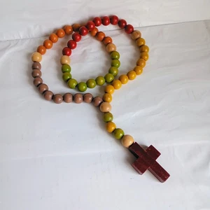 großer Holz Rosenkranz Perlen bunt - Bild 1 von 8