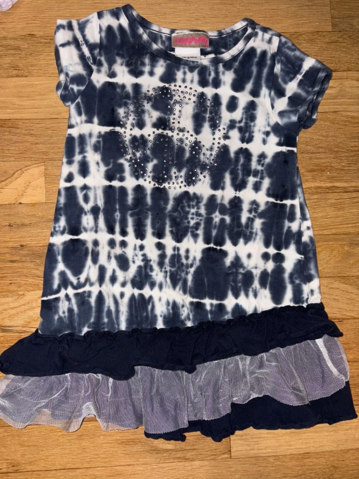 Flapdoodles 女孩 7 码蓝色和白色扎染连衣裙带和平标志 — 第 1/1 张图片