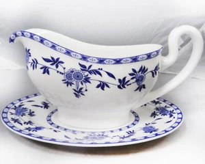 BLUE DELFT by Minton Gravy Boat & Stand NEW NEVER USED Bone China made England - Picture 1 of 13