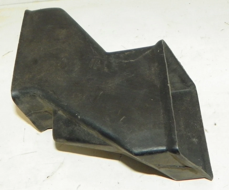 77 78 79 80 81 82 83 84 85 86 MALIBU MONTE CARLO CONDUCTO DE AIRE LADO CONDUCTOR ORIGINAL Foto 1 de 2