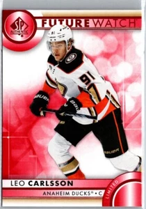 2023-24 SP Authentic #176 Leo Carlsson Limited Red RC Ducks - Bild 1 von 2