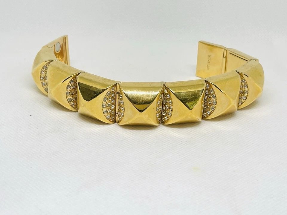 Pulsera CC Skye Golden Nugget Pave chapada en oro de 18 quilates cristales de Swarovski se adapta a 7" Foto 1 de 4