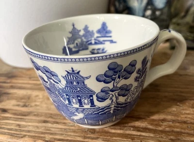 Spode Archive Collection Blue &White Willow pattern Tea Cup  New - Image 1 of 4