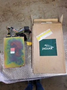 Daimler Xj6 Electric Comfort mircoprocessor Control Module DBC2691 NEWOLD STOCK - Picture 1 of 10