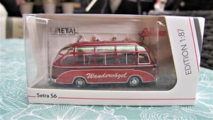 Schuco 1:87   Setra S6  +Figuren  " WanderVögel "     Art. 26692 NEU 2022 - Bild 1 von 2