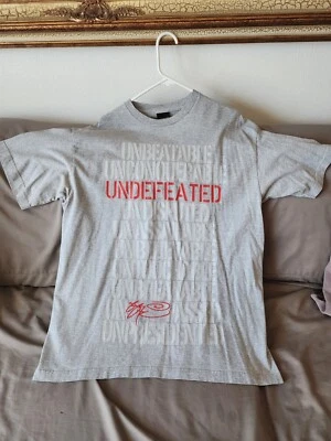 Undefeated x SSUR 'Spell Out' TShirt XXL Vintage Grey/Silver/Red - Image 1 of 4