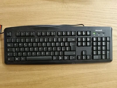 Microsoft Cablata Tastiera 200 Tastiera Inglese Qwerty Con Attacco USB - Immagine 1 di 4