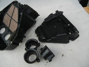 Triumph 675 Streettriple Airbox & Air Filtre pour 2011 2012 2013 100 Miles Usage - Picture 1 of 12