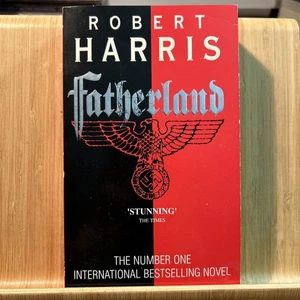 Fatherland By Robert Harris PB (R5.3) - Picture 1 of 11