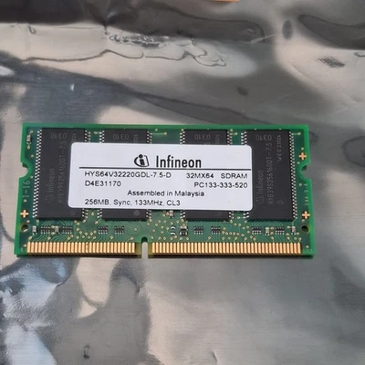 Infineon 256MB PC133 CL3 133MHz 144-PIN SDRam SODIMM RAM Memory HYS64V32220GDL-7 - Image 1 of 2