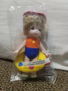 PRECIOUS MOMENTS Sandy beach girl vinyl doll dressed 7", with hang tags & pail - Picture 1 of 11