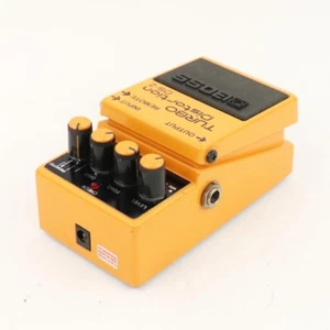 BOSS DS-2 Turbo Distortion Guitar Effects Pedal Working Free Gift from Japan - Picture 1 of 5