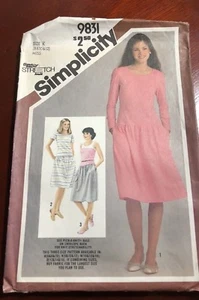 Patterns Sewing Year 1980 Womens By Simplicity Pattern No 9831 Sizes 8, 10, & 12 - Bild 1 von 12