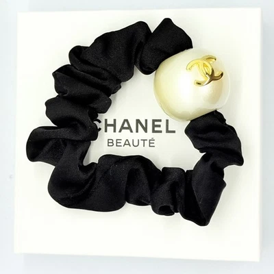 CHANEL BEAUTE Beauty VIP GWP Gift Black Hair Tie Elastic Scrunchie with Charm CC - image 1 of 4