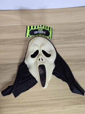 Scream Ghost Face Halloween Fright Nite Mask Icons Of Horror 2016 New With Tag 3 - Image 1 of 4