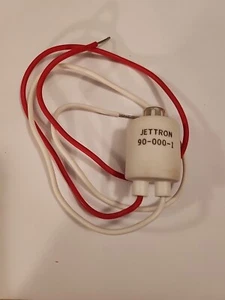 Conector enchufe eléctrico Jettron PN 90-000-1, NSN 5935-01-141-6701, NOS. - Imagen 1 de 3