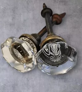 2 Vintage ANTIKE 8 PUNKT FLACHE GESICHT KRISTALLGLAS MESSING SCHRANK TÜRKLINKEN 2-1/4" - Bild 1 von 13