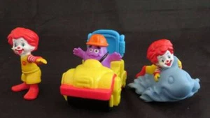 Lot McDonalds Little People GRIMASSE Fahrzeug Spielzeug LKW Ronald Delphin Figur - Bild 1 von 5