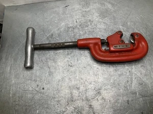 Rigid 1A Pipe Cutter 1/8 - 1 1/4" Lightly used 1-2 - Picture 1 of 8