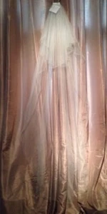 2 Tier 108" Off / Diamond White Veil - Scalloped Edge - Ex Display - Picture 1 of 9