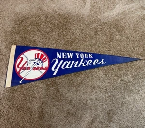 VINTAGE 1950s 1960s NEW YORK YANKEES Original Felt Pennant 8"x27" - Picture 1 of 1
