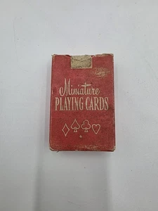 Baraja de Cartas de Juego Miniatura Completa Niña Sosteniendo Flores Viaje De Colección - Imagen 1 de 5