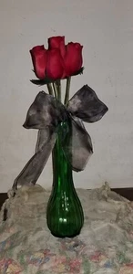 Vintage Green Glass Florist's Vase + 6 Wooden Red Roses Artisan Valentine's Day - Picture 1 of 8