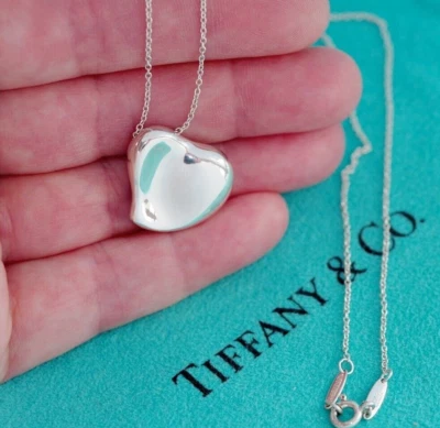 Tiffany & Co Argento Sterling Completo Cuore Ciondolo Grande 20mm Collana - Immagine 1 di 4