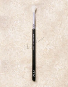 ZOEVA 224, Luxe Defined Crease Brush, Goat Hair/Synthetic Blend, New, Disc. - Picture 1 of 2