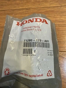 Retenedor espaciador guía parachoques Honda Civic 22-24 izquierdo OEM 71280-T20-A01 - Imagen 1 de 8