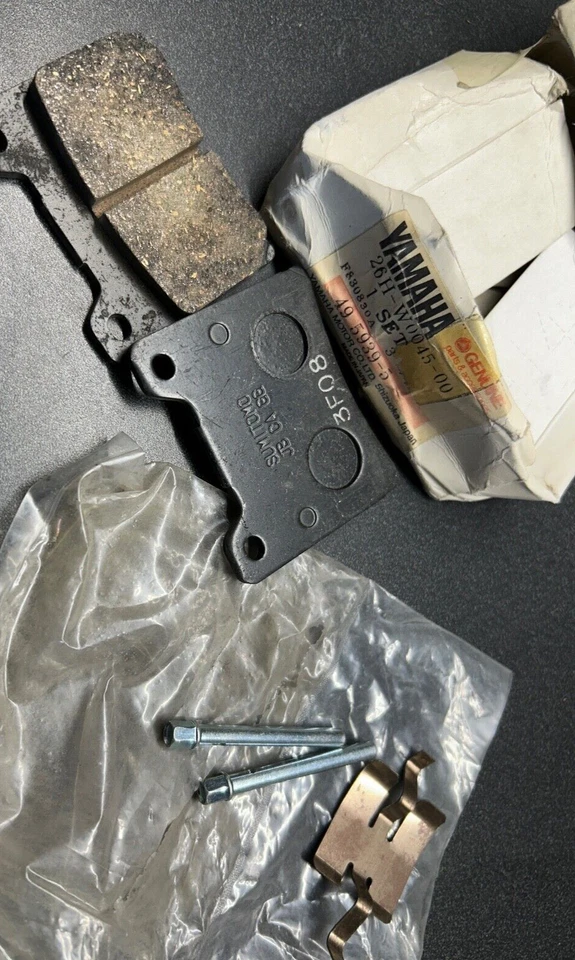 KIT PASTILLAS FRENO YAMAHA XJ900 VIRAGO 750 1100 MAXIM RADIAN Vmax 26H-W0046-00 NOS OE Foto 1 de 1