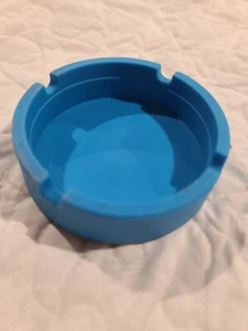 Silikon Aschenbecher 3,5" weich rund tragbar biegbar unzerbrechlich rutschfest blau - Bild 1 von 1